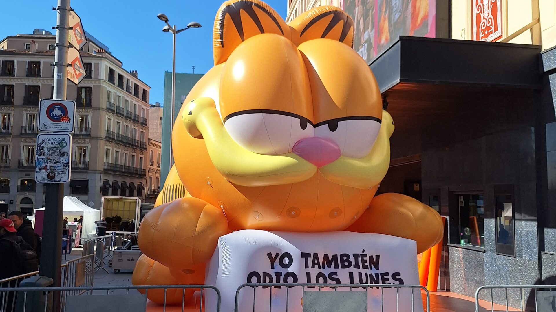 GARFIELD